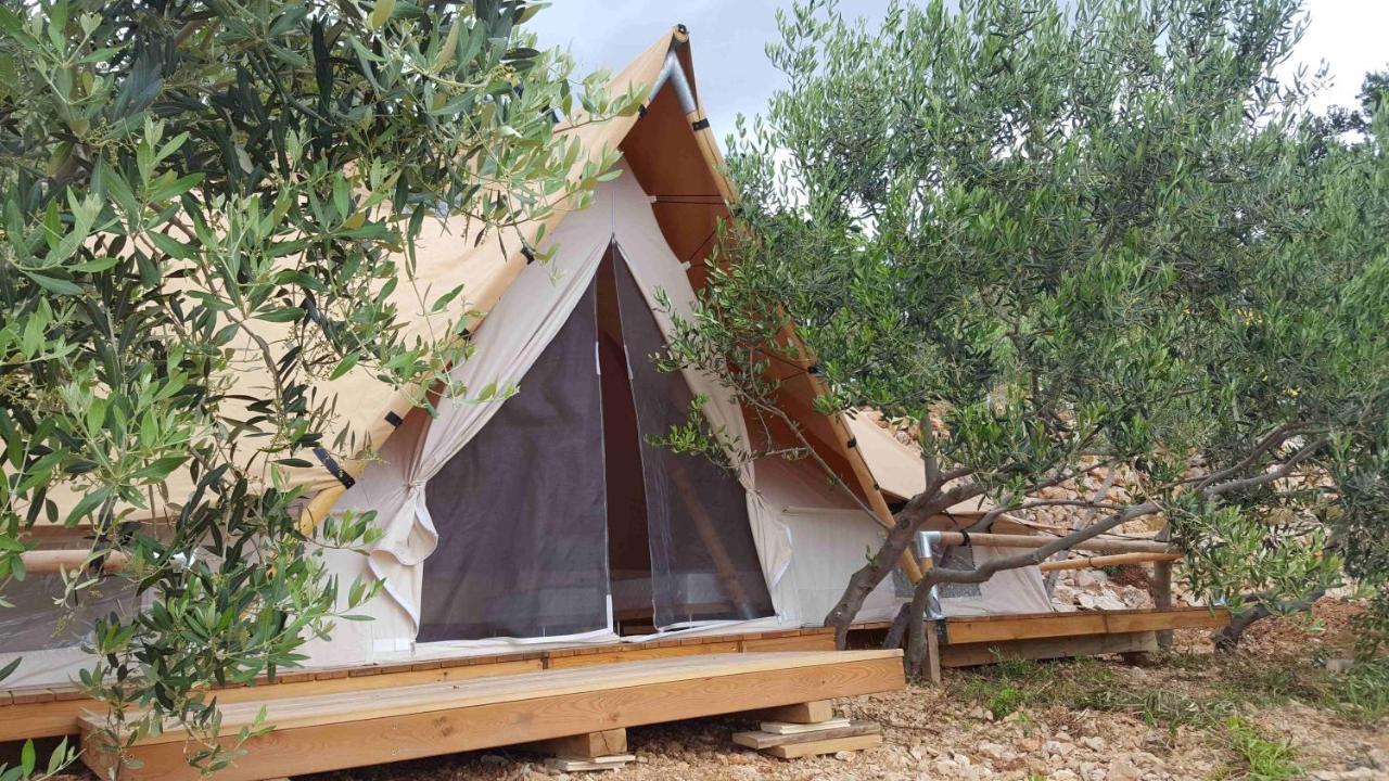 Camping Aloa Bol Zewnętrze zdjęcie